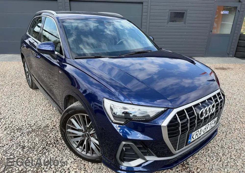 AUDI Q3 40 TDI Quattro S tronic S line