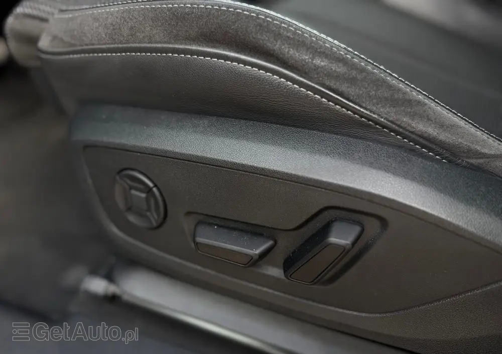 AUDI Q3 40 TDI Quattro S tronic S line