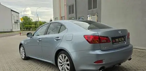 LEXUS IS 