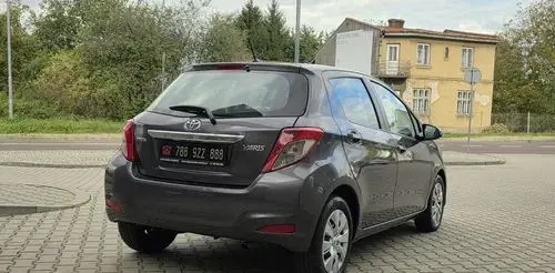 TOYOTA Yaris 