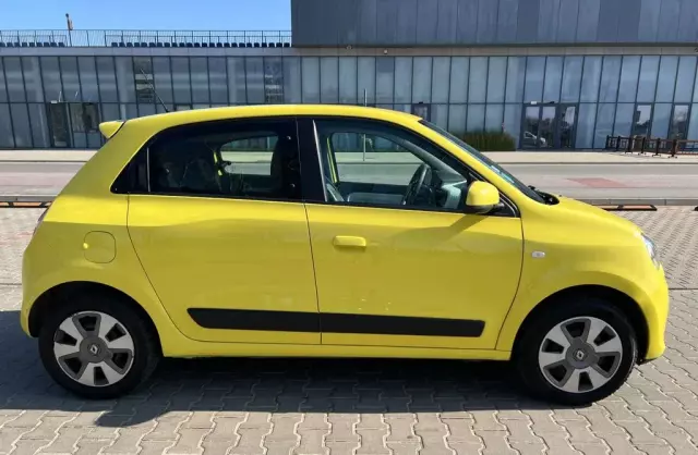 RENAULT Twingo 