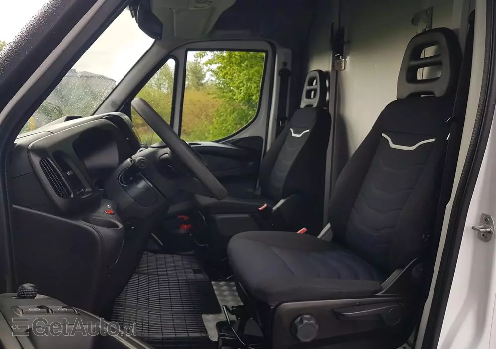 IVECO DAILY KONTENER NISKOPODŁOGOWY 4,43x2,23x2,42 SKLEP BAR FOODTRUCK KAMPER KLIMA 