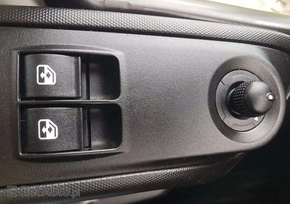 IVECO DAILY KONTENER NISKOPODŁOGOWY 4,43x2,23x2,42 SKLEP BAR FOODTRUCK KAMPER KLIMA 