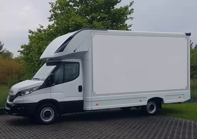 IVECO DAILY KONTENER NISKOPODŁOGOWY 4,43x2,23x2,42 SKLEP BAR FOODTRUCK KAMPER KLIMA 