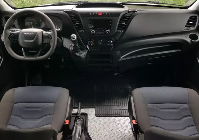 IVECO DAILY KONTENER NISKOPODŁOGOWY 4,43x2,23x2,42 SKLEP BAR FOODTRUCK KAMPER KLIMA 