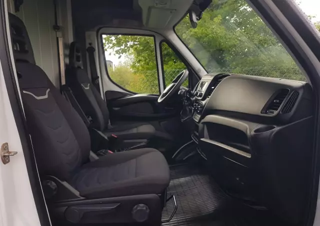 IVECO DAILY KONTENER NISKOPODŁOGOWY 4,43x2,23x2,42 SKLEP BAR FOODTRUCK KAMPER KLIMA 