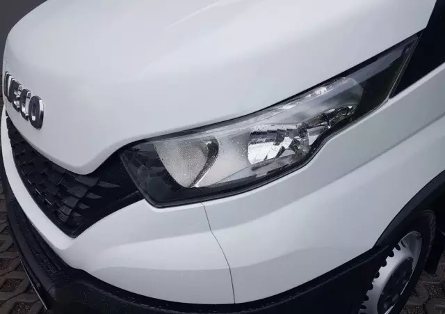 IVECO DAILY KONTENER NISKOPODŁOGOWY 4,43x2,23x2,42 SKLEP BAR FOODTRUCK KAMPER KLIMA 