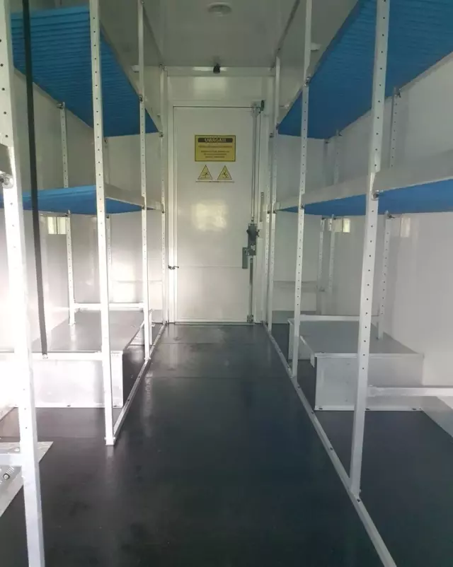 IVECO DAILY KONTENER NISKOPODŁOGOWY 4,43x2,23x2,42 SKLEP BAR FOODTRUCK KAMPER KLIMA 