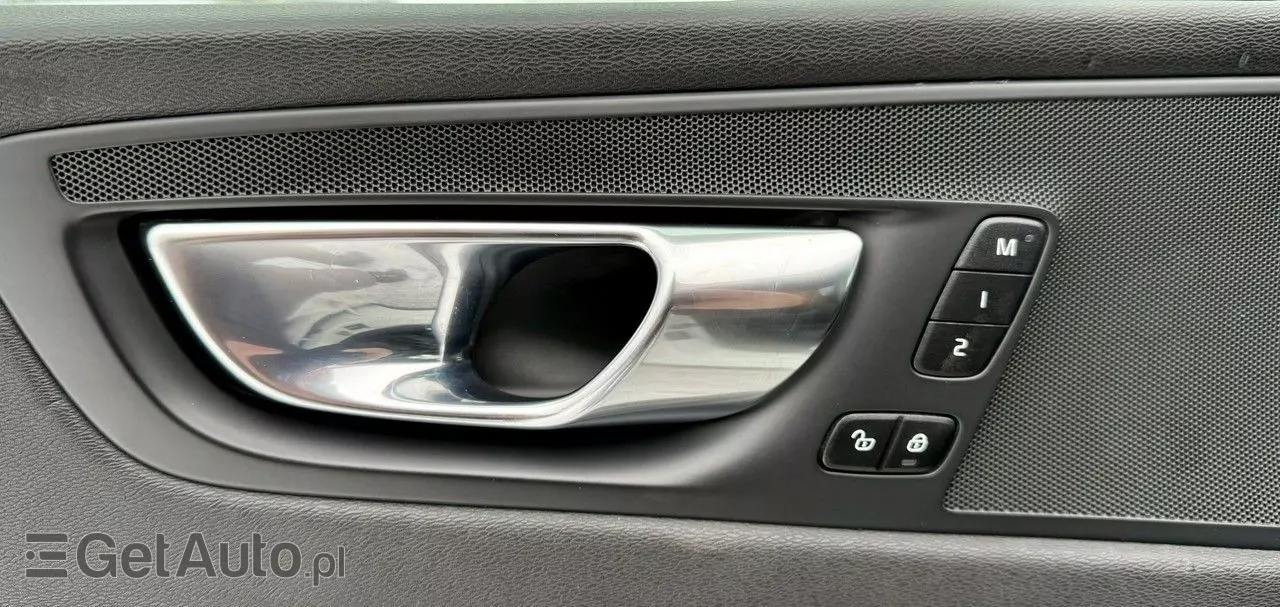 VOLVO XC 60 B4 D AWD Geartronic RDesign