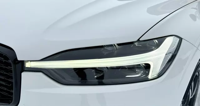 VOLVO XC 60 B4 D AWD Geartronic RDesign