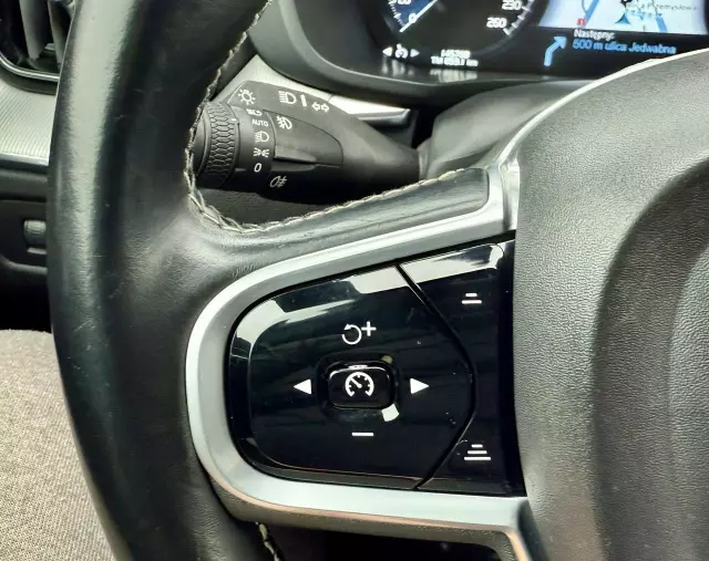 VOLVO XC 60 B4 D AWD Geartronic RDesign