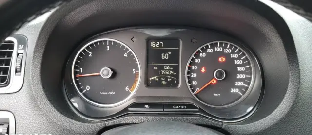 VOLKSWAGEN Polo 1.6 TDI Black/Silver Edition