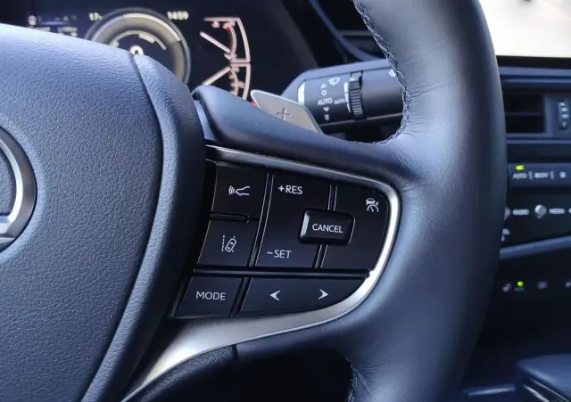 LEXUS ES 300h Prestige