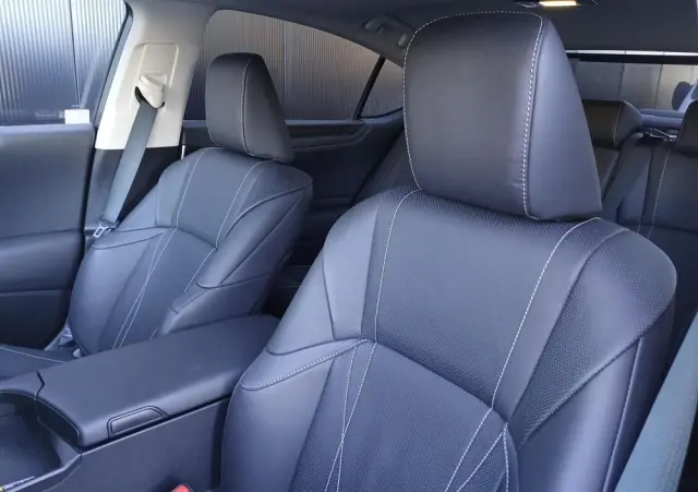 LEXUS ES 300h Prestige