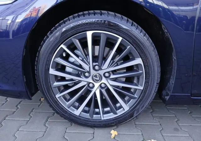 LEXUS ES 300h Prestige