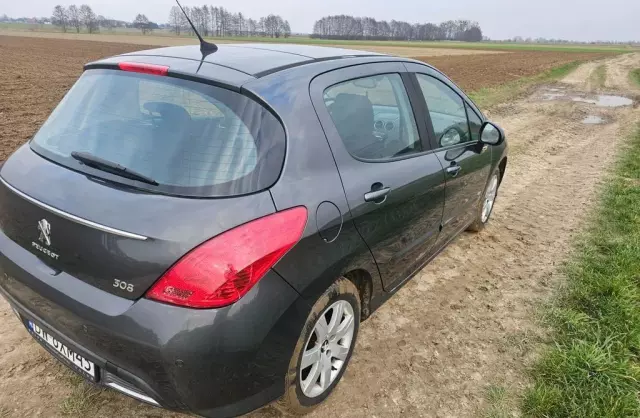 PEUGEOT 308 