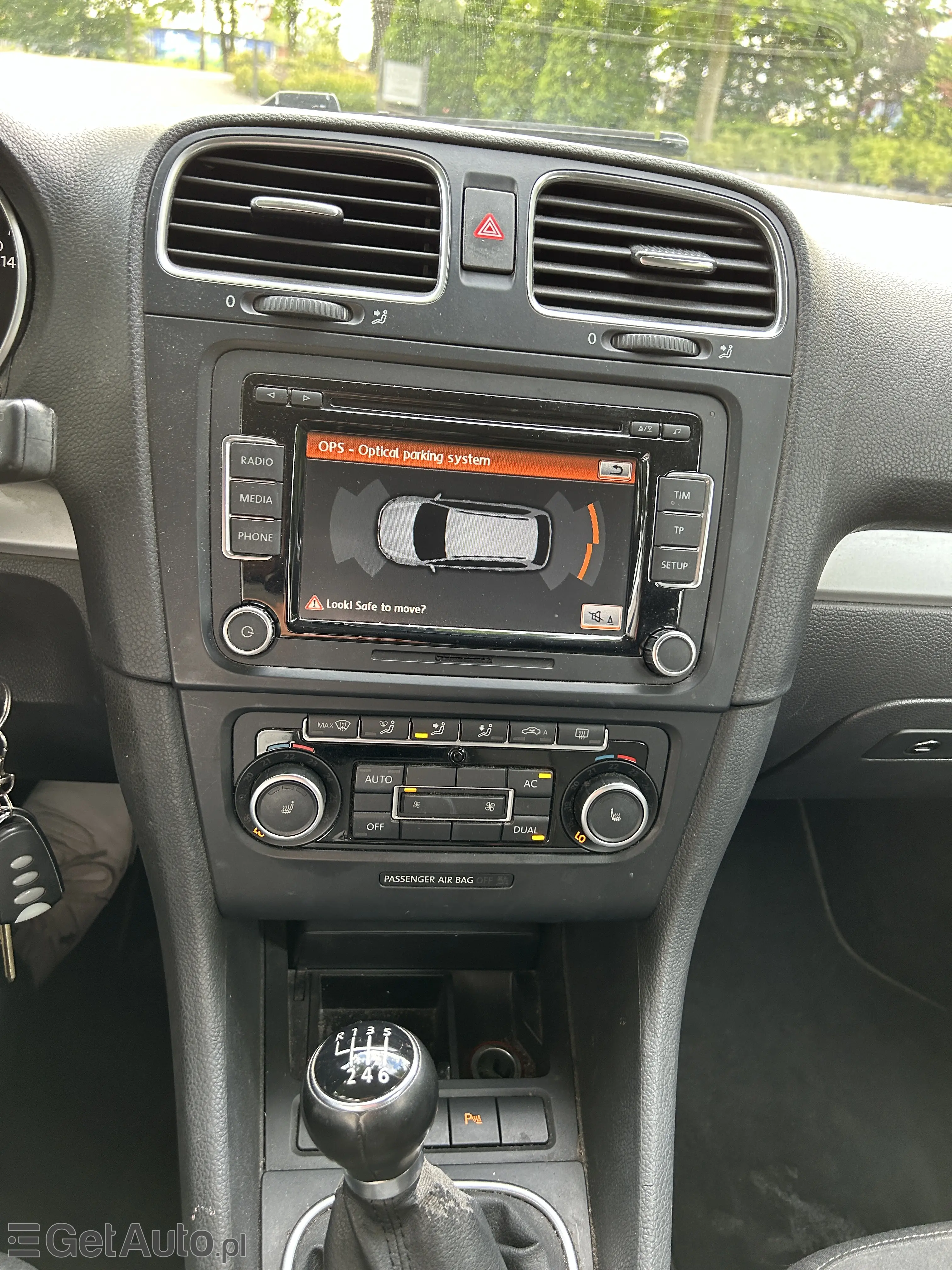 VOLKSWAGEN Golf Highline