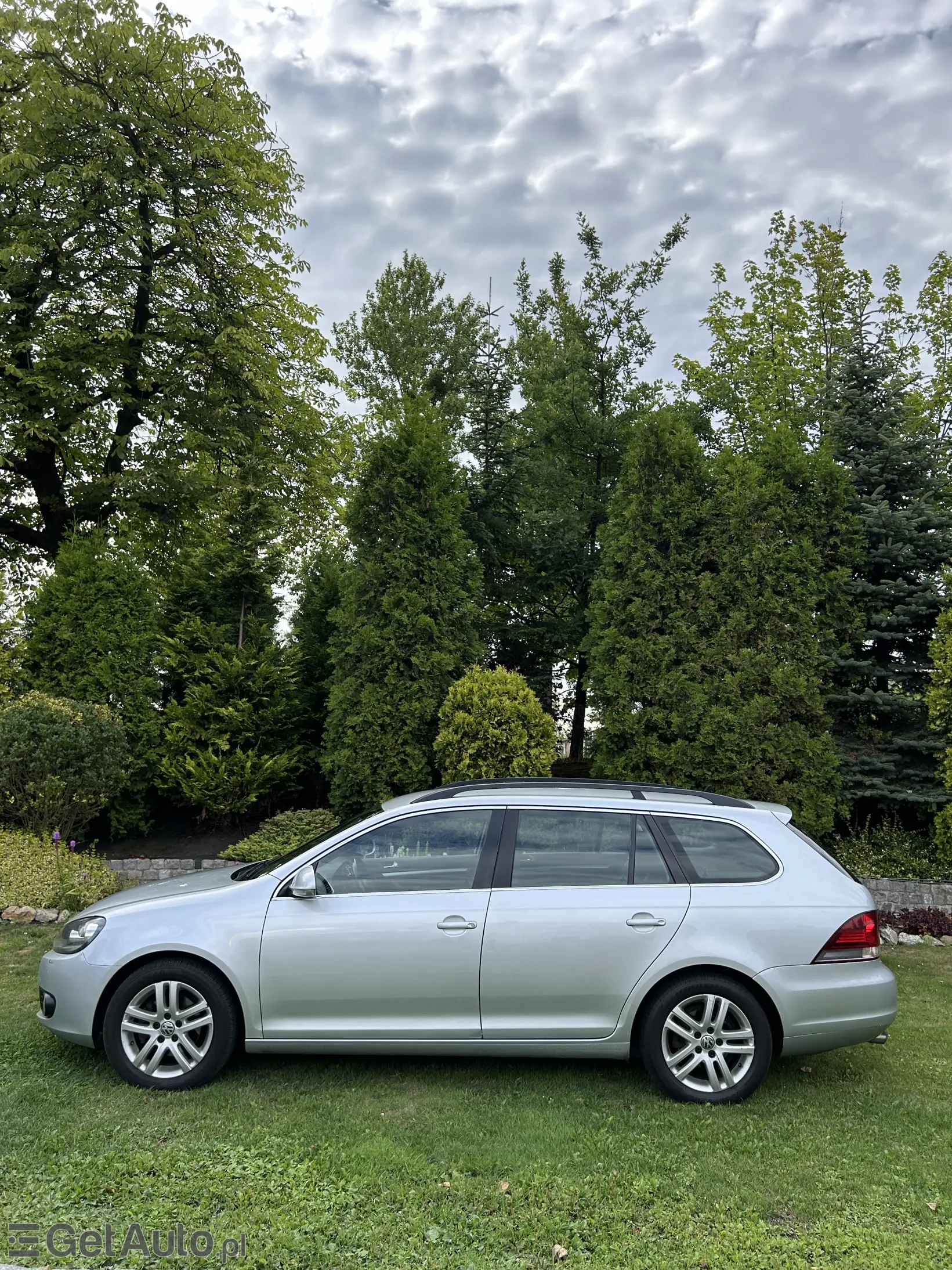 VOLKSWAGEN Golf Highline