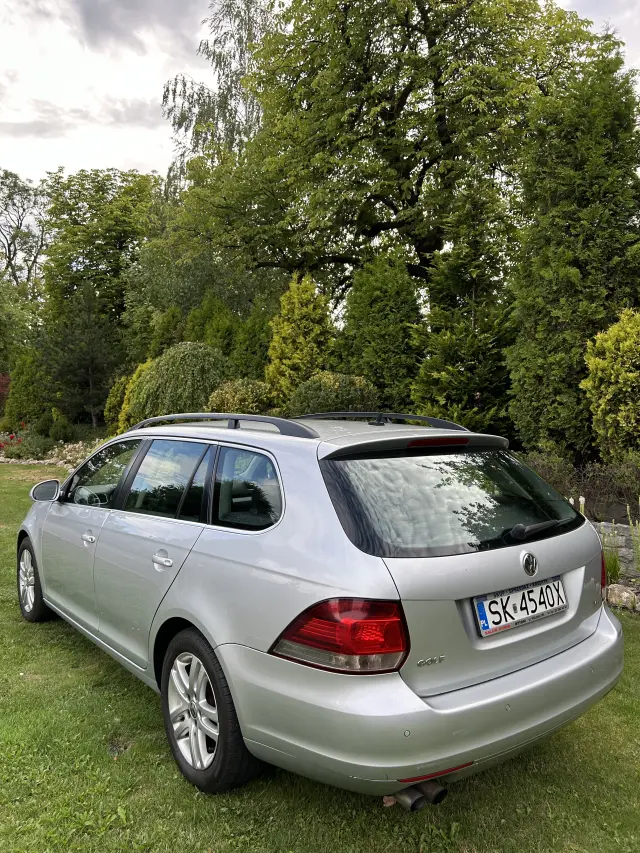 VOLKSWAGEN Golf Highline