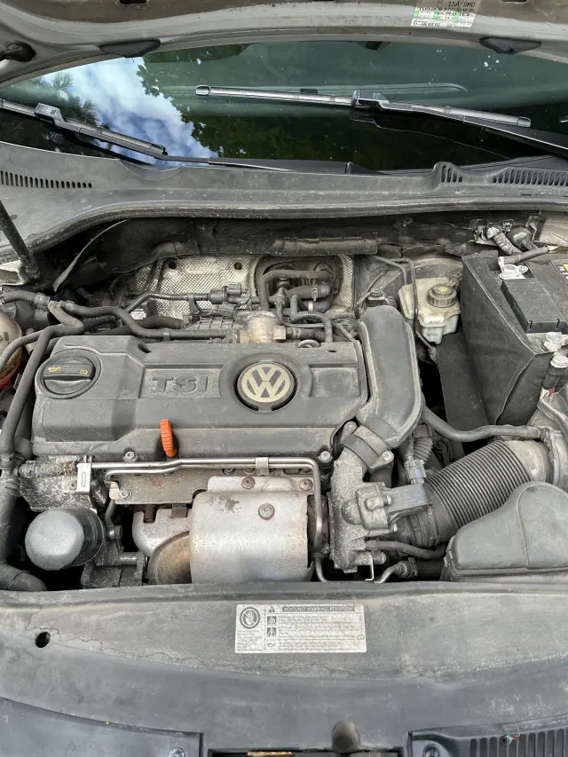 VOLKSWAGEN Golf Highline