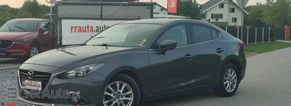 MAZDA 3 