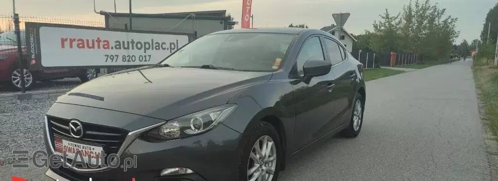 MAZDA 3 