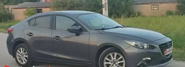 MAZDA 3 
