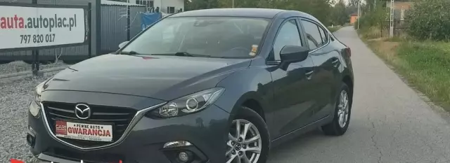 MAZDA 3 