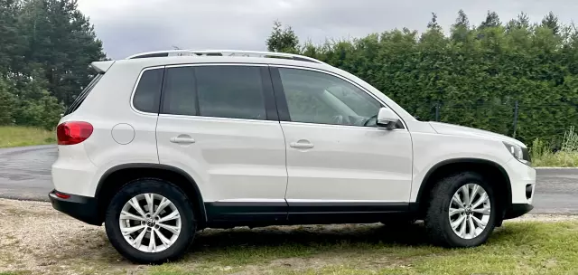 VOLKSWAGEN Tiguan Sport & Style