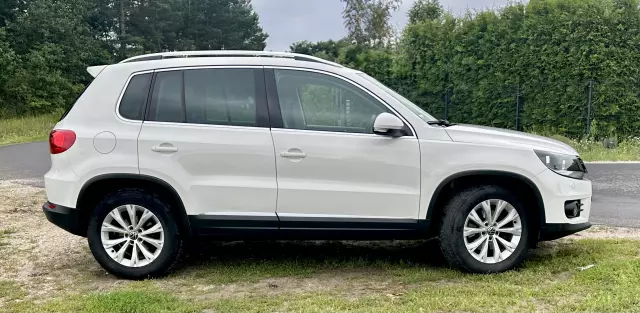 VOLKSWAGEN Tiguan Sport & Style
