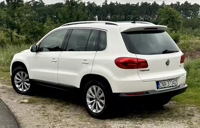 VOLKSWAGEN Tiguan Sport & Style