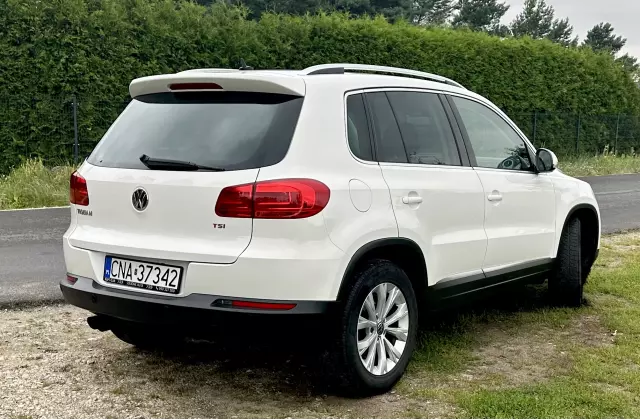 VOLKSWAGEN Tiguan Sport & Style