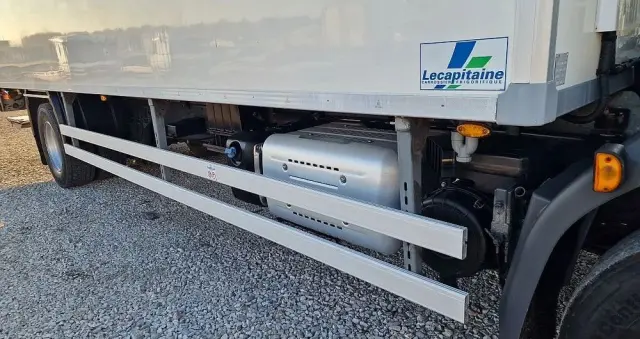 DAF LF 18.250 4x2 Chłodnia Carrier 1150 mono 