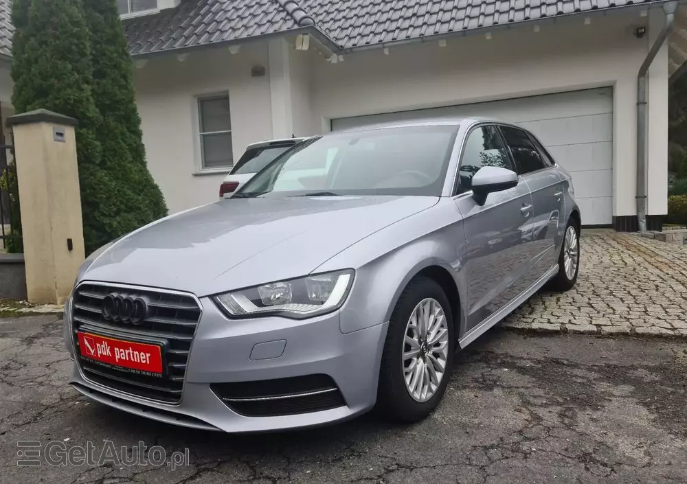 AUDI A3 1.6 TDI clean diesel Attraction