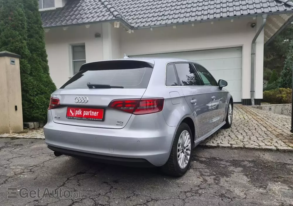 AUDI A3 1.6 TDI clean diesel Attraction