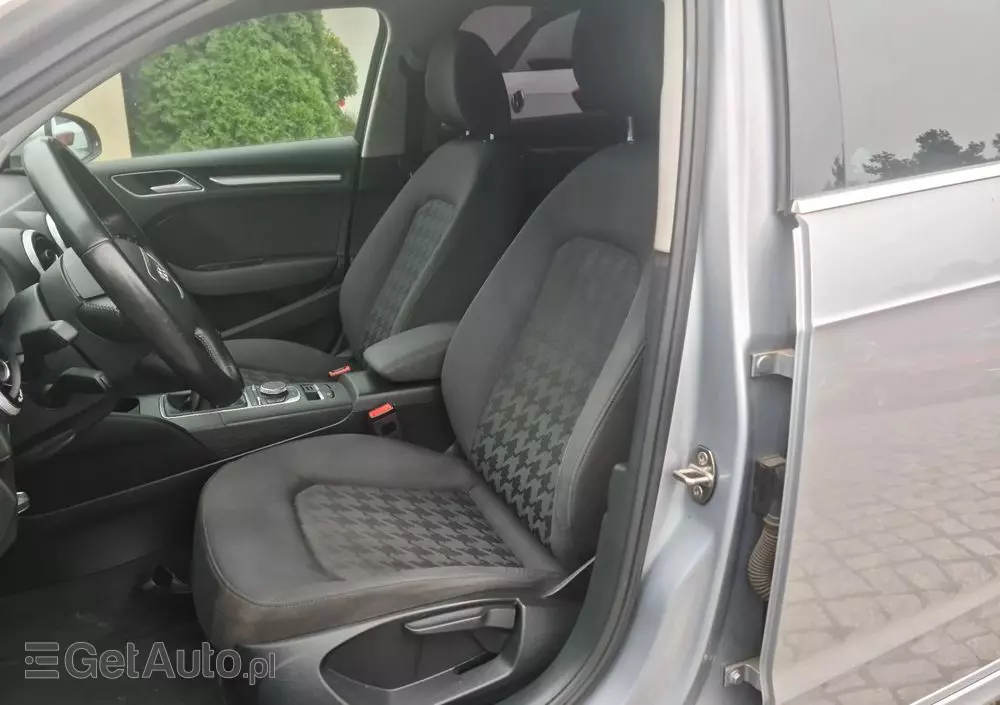 AUDI A3 1.6 TDI clean diesel Attraction