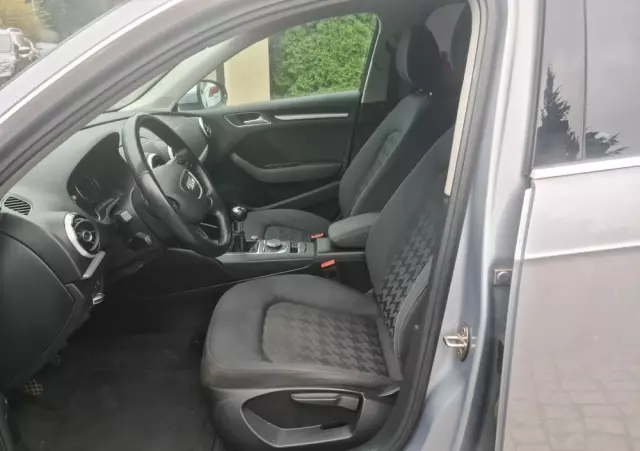 AUDI A3 1.6 TDI clean diesel Attraction