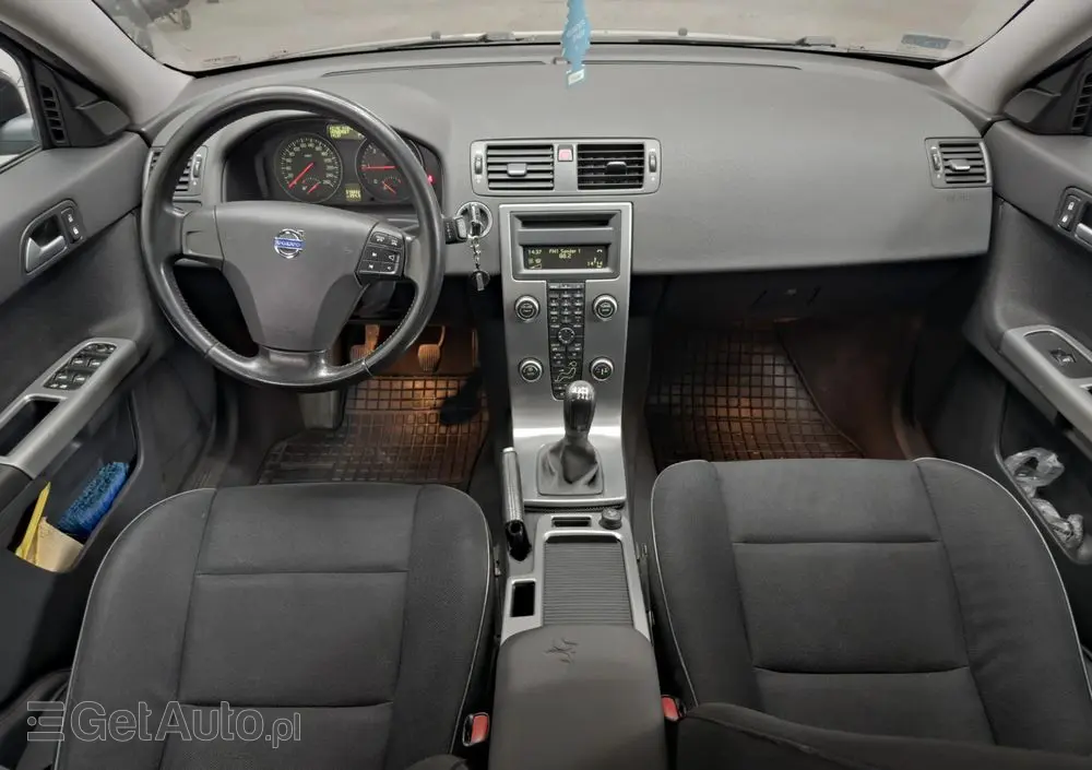 VOLVO V50 2.0D DPF Edition