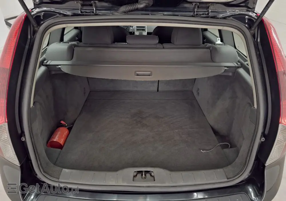 VOLVO V50 2.0D DPF Edition