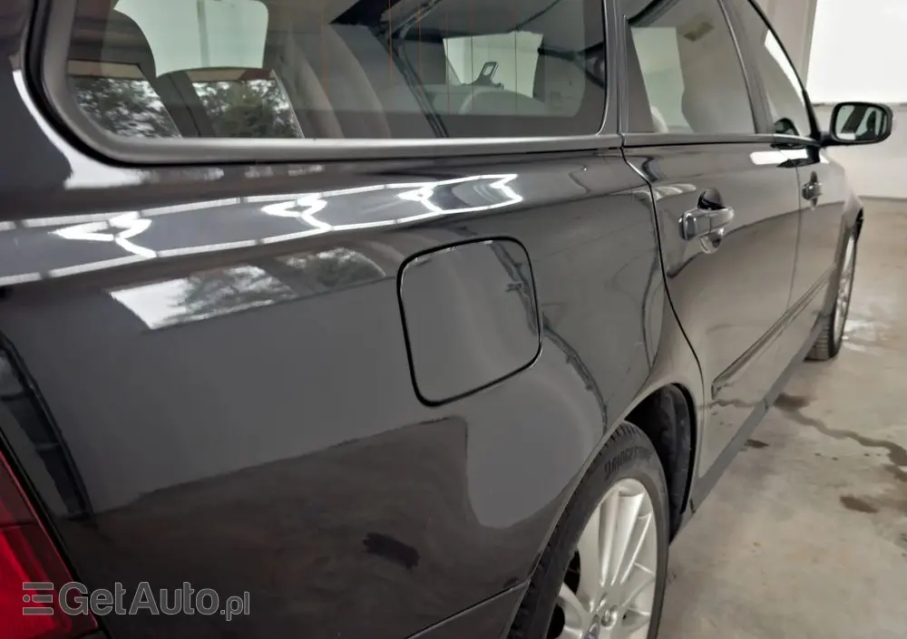 VOLVO V50 2.0D DPF Edition