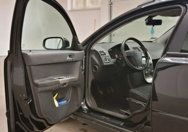 VOLVO V50 2.0D DPF Edition