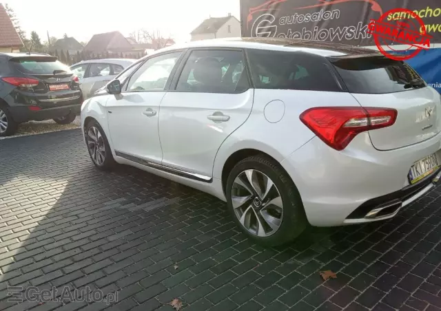 CITROËN DS5 2.0 HDi Hybrid4 SoChic MCP