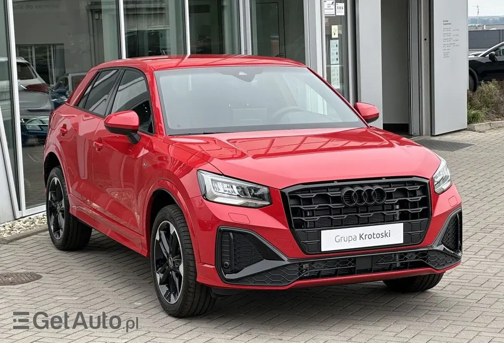 AUDI Q2 