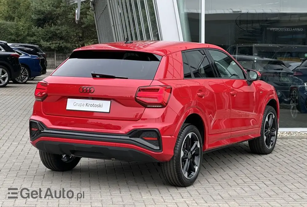 AUDI Q2 