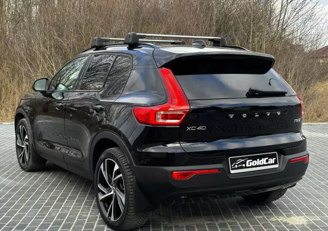 VOLVO XC 40 T5 AWD Geartronic R-Design