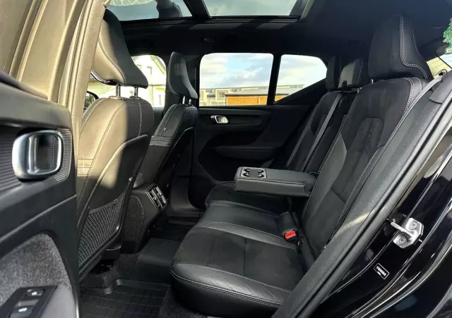 VOLVO XC 40 T5 AWD Geartronic R-Design