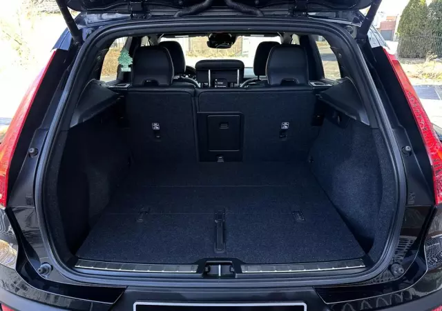 VOLVO XC 40 T5 AWD Geartronic R-Design