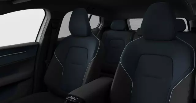 VOLVO EX30 51kWh Single Motor Plus