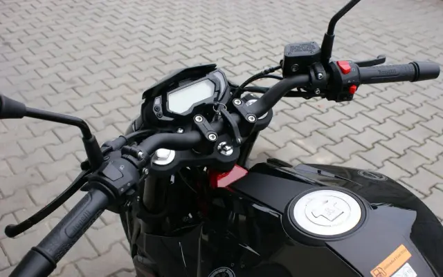 BENELLI BN 125 