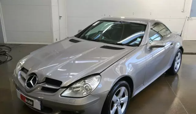 MERCEDES-BENZ SLK 